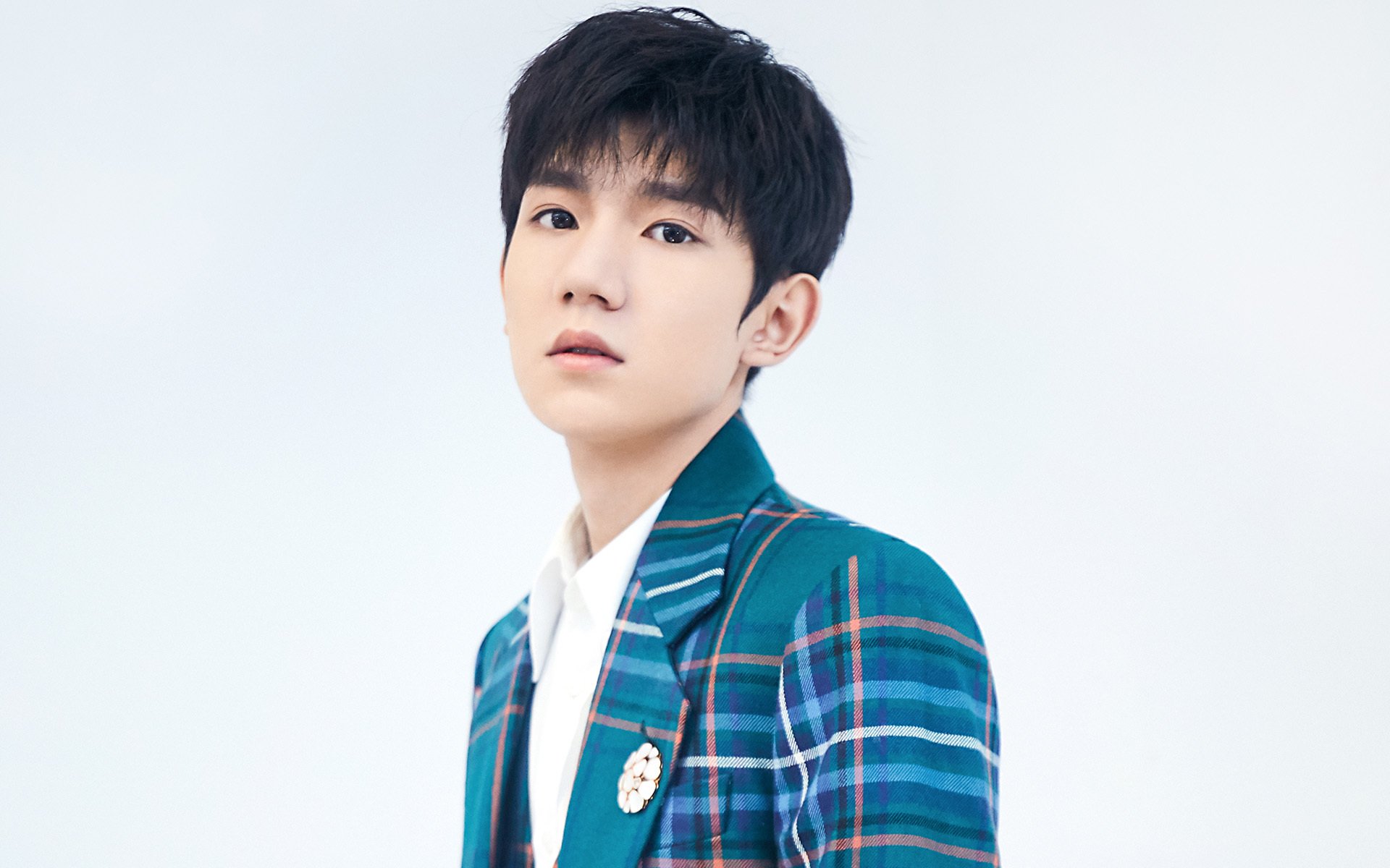 开云体育在线赛事直播-曼联在2024年欧联杯决赛中0-1不敌热刺，未能夺冠，曼联进欧联杯决赛